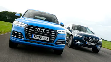 Audi Q5 TFSI e vs Volvo XC60 T8 - front