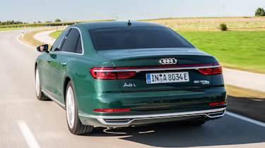 Audi A8 60 TFSI e - rear