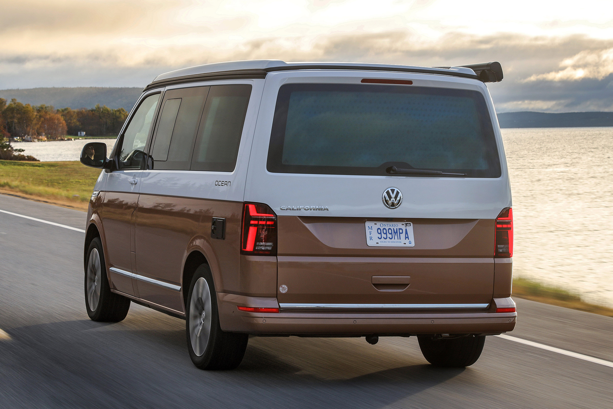 Volkswagen California T6.1 - rear