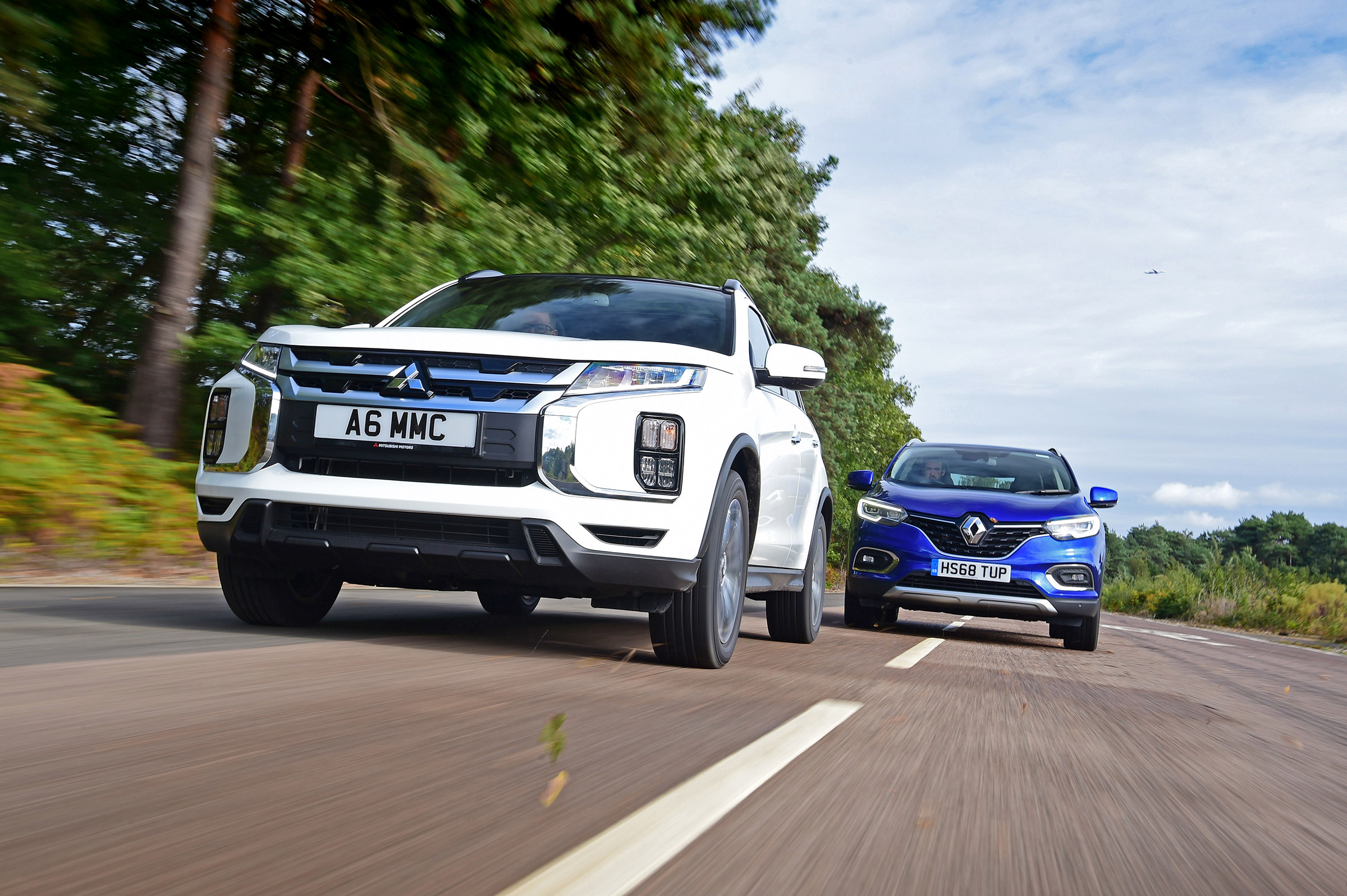 Mitsubishi ASX vs Renault Kadjar - head-to-head