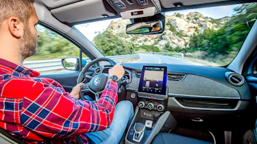 Renault ZOE - Richard Ingram