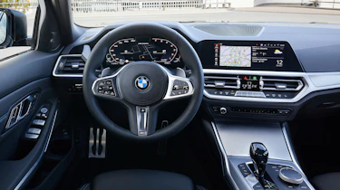 BMW M340i xDrive - dash
