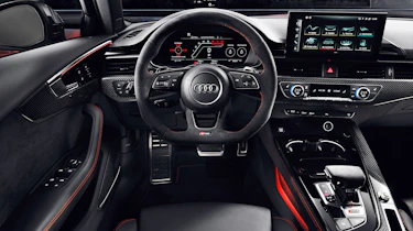 Audi RS 4 Avant - dash