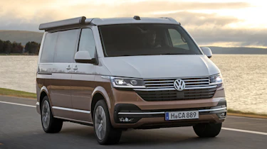 Volkswagen California T6.1 - front tracking