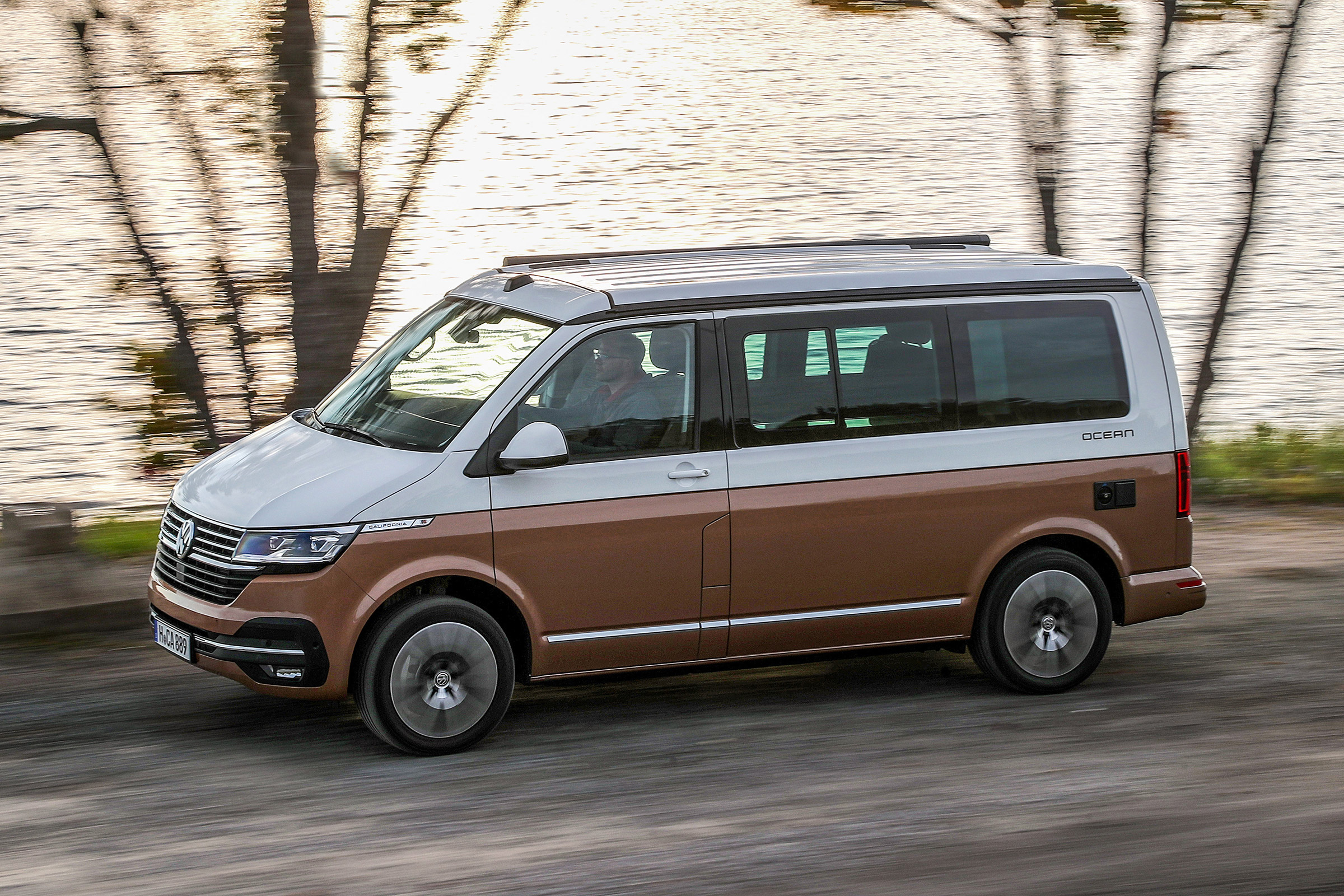 Volkswagen California T6.1 - side