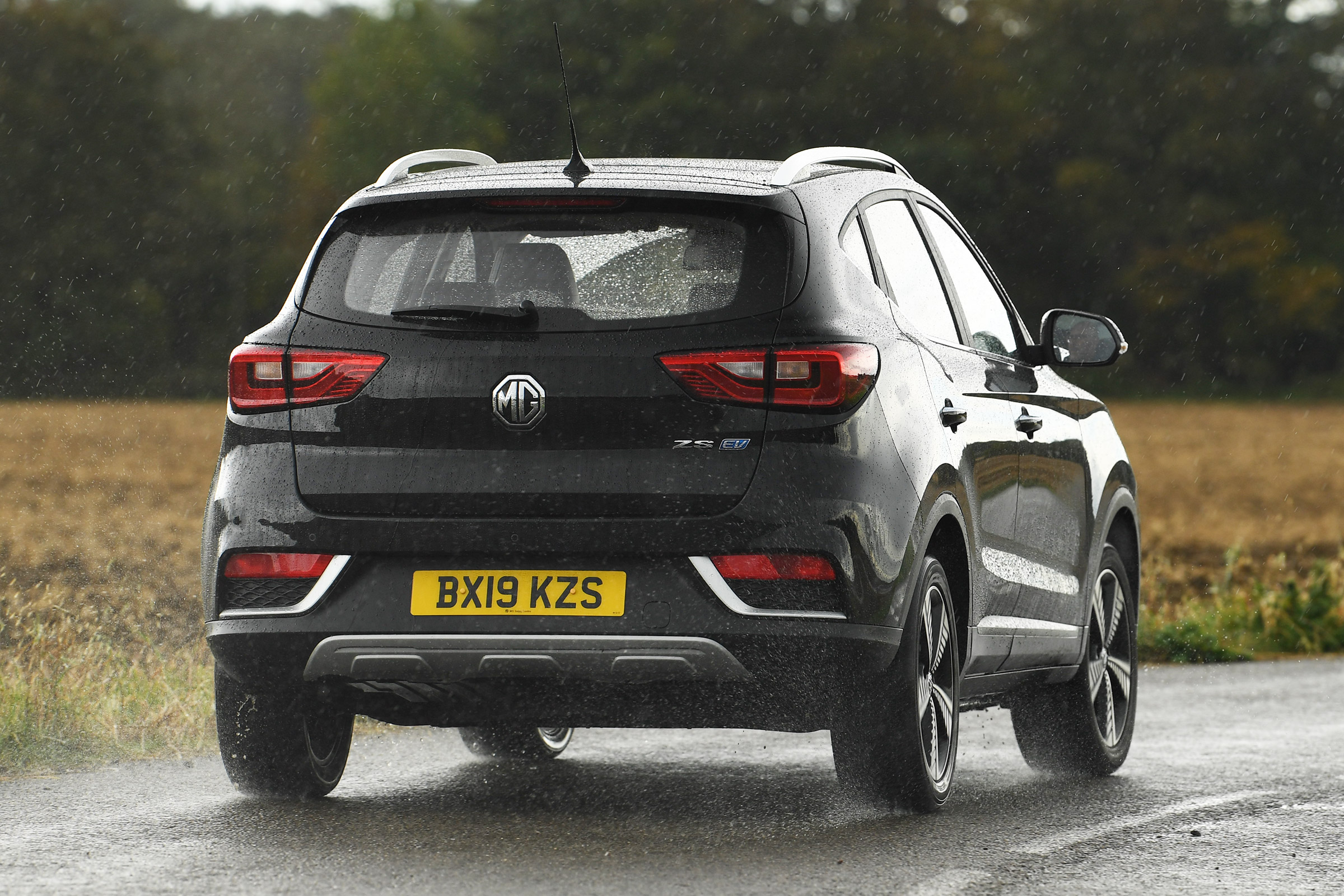 MG ZS EV - rear action