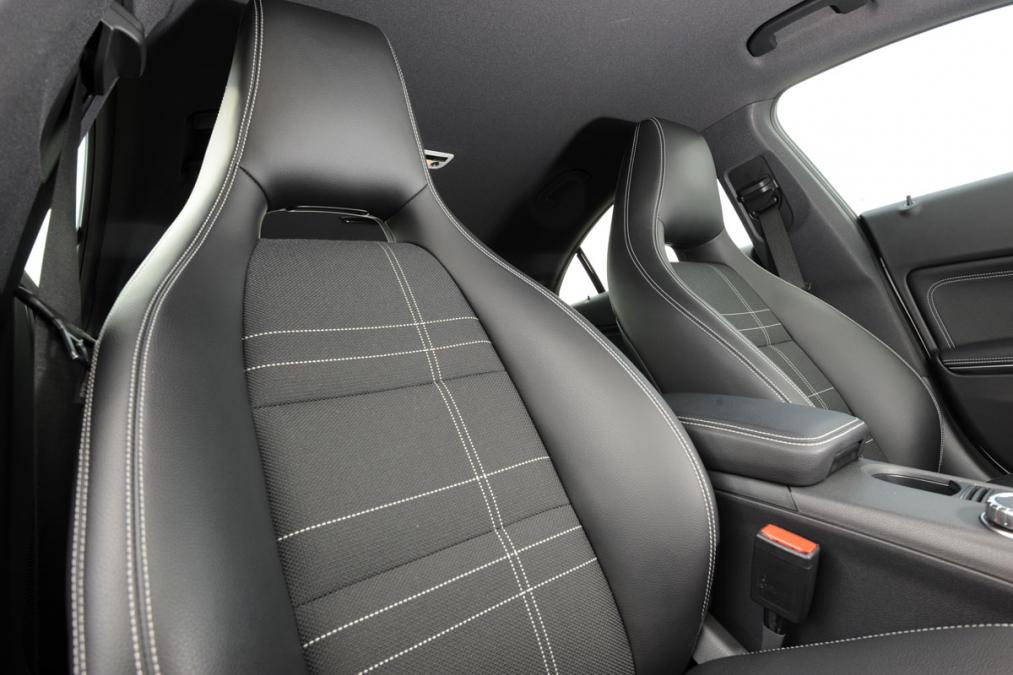 Used Mercedes CLA - seats
