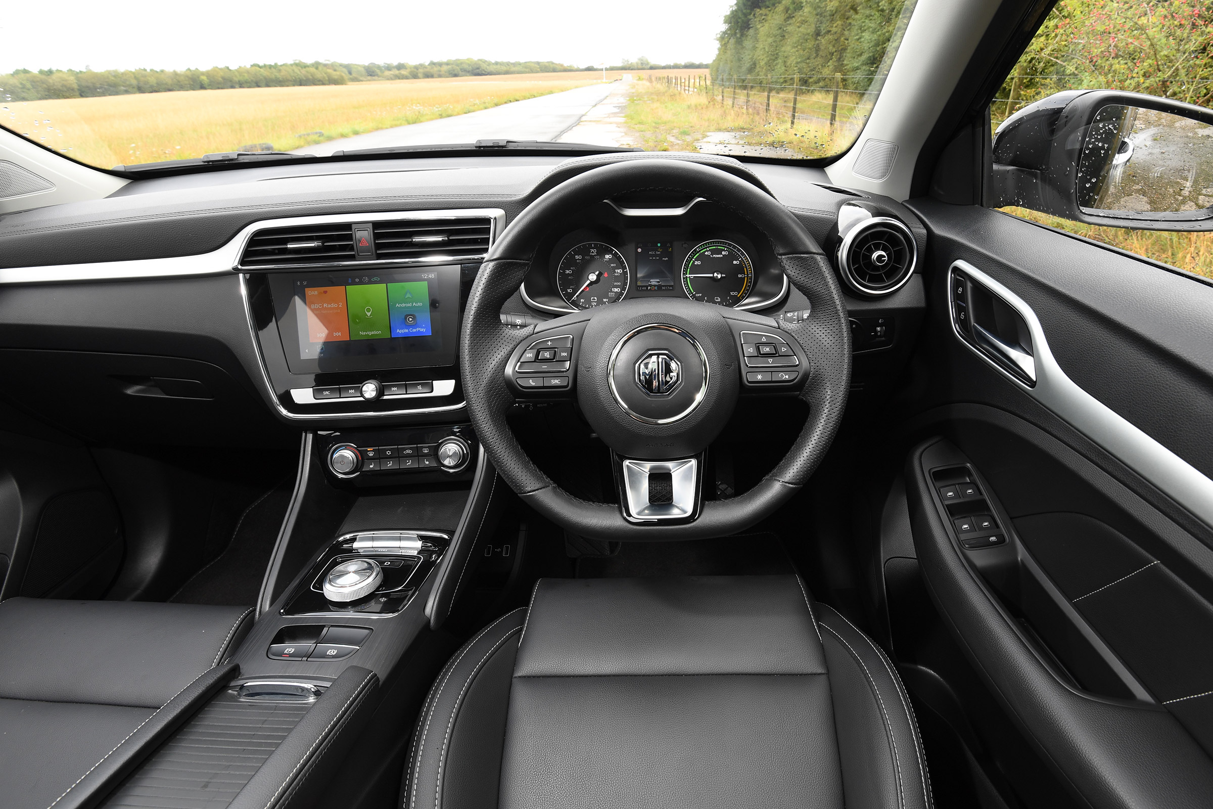 MG ZS EV - dash