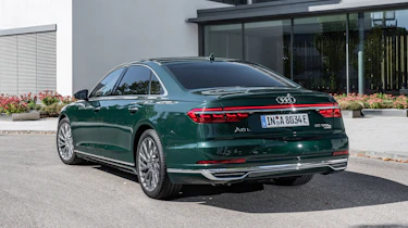 Audi A8 60 TFSI e - rear static