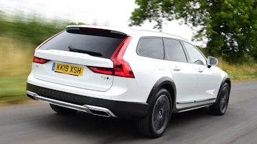 Volvo V90 Cross Country - rear