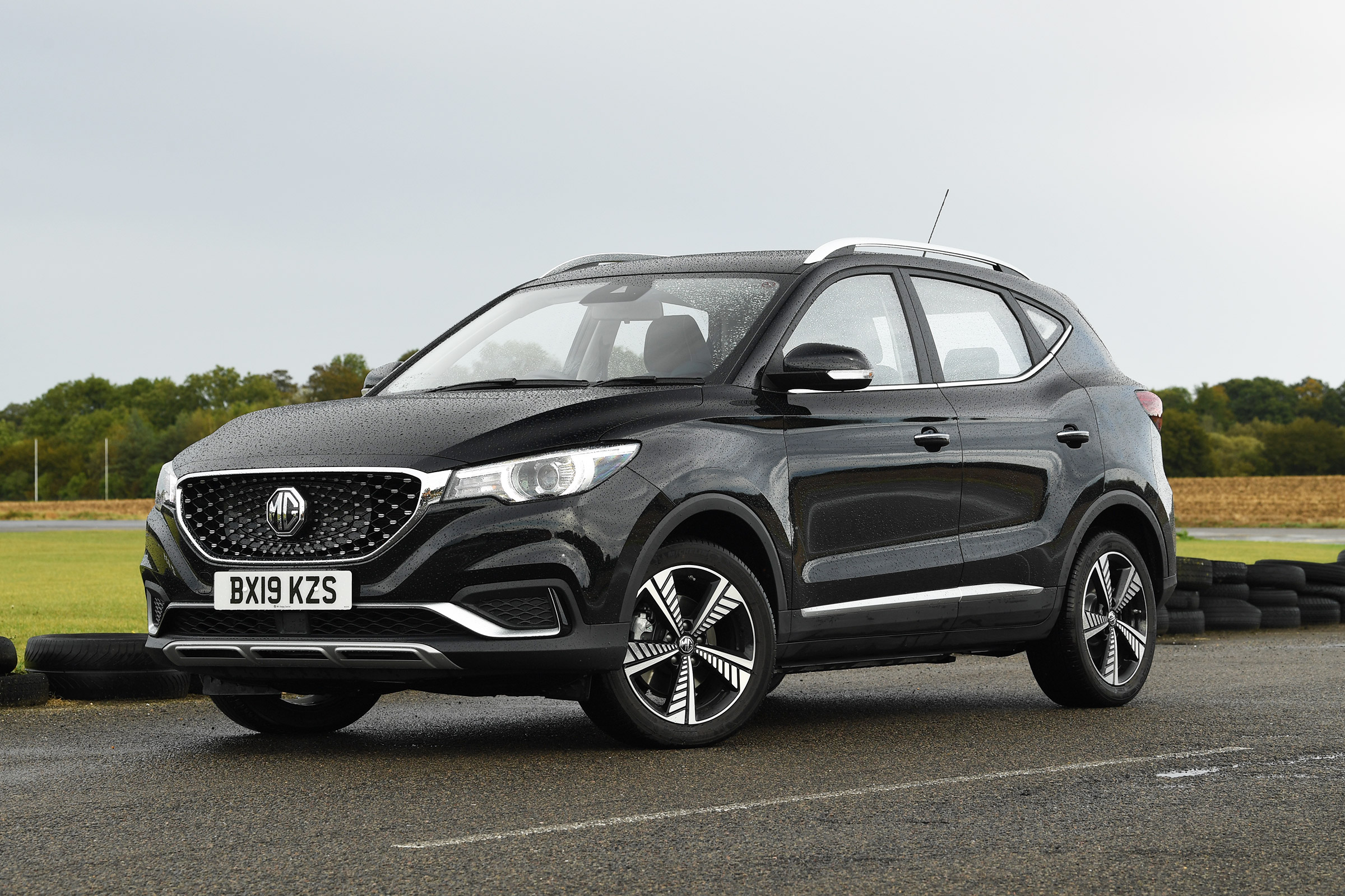 MG ZS EV - front static