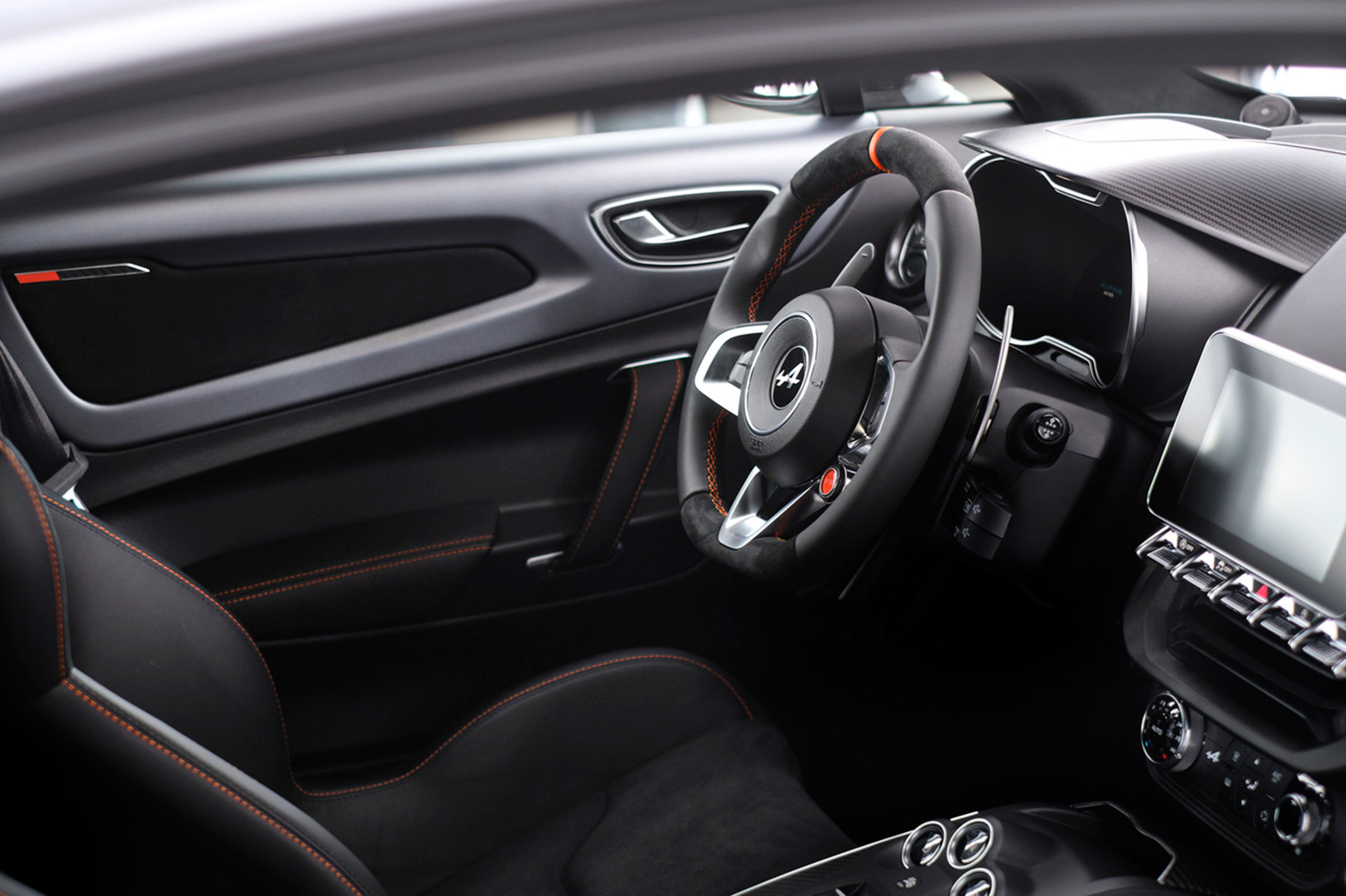 Alpine A110S - cabin
