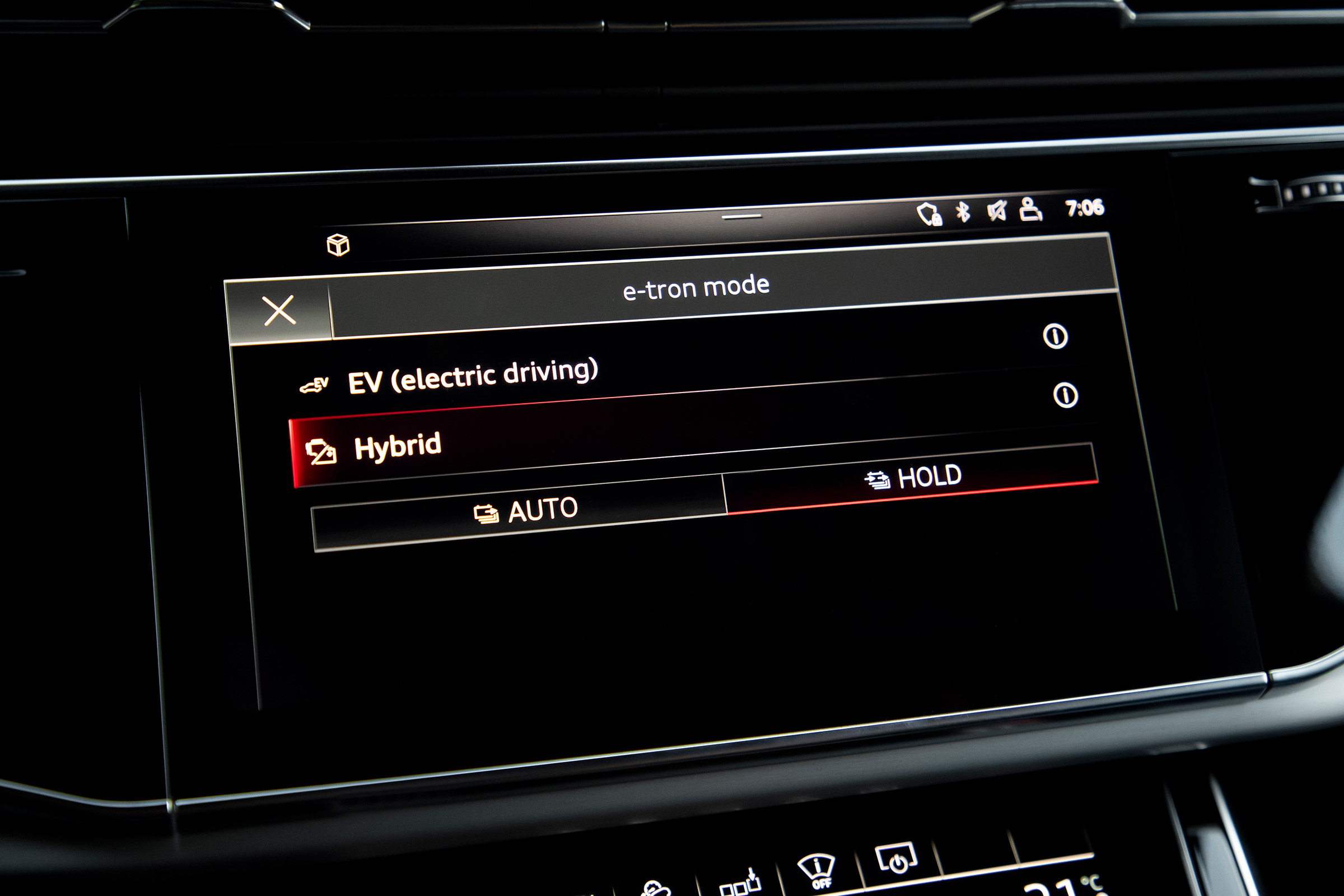 Audi Q7 60 TFSI e - infotainment