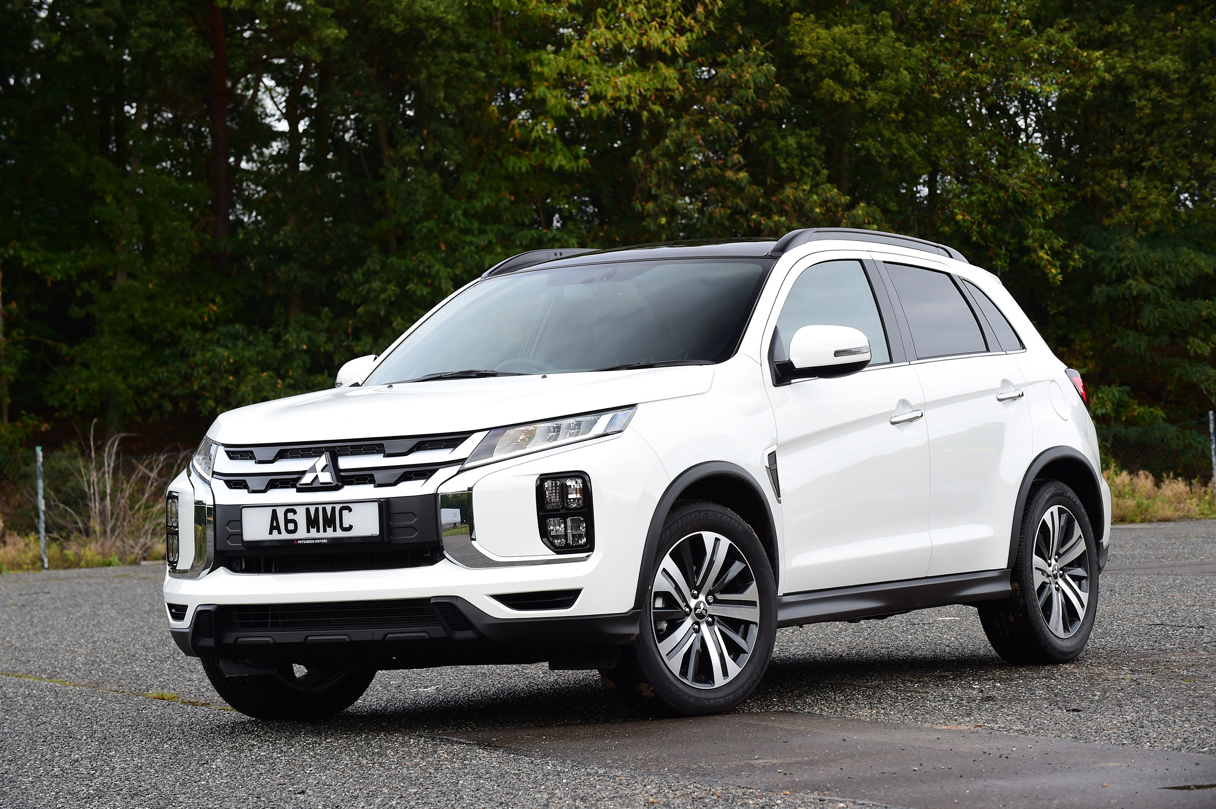Mitsubishi ASX - front static