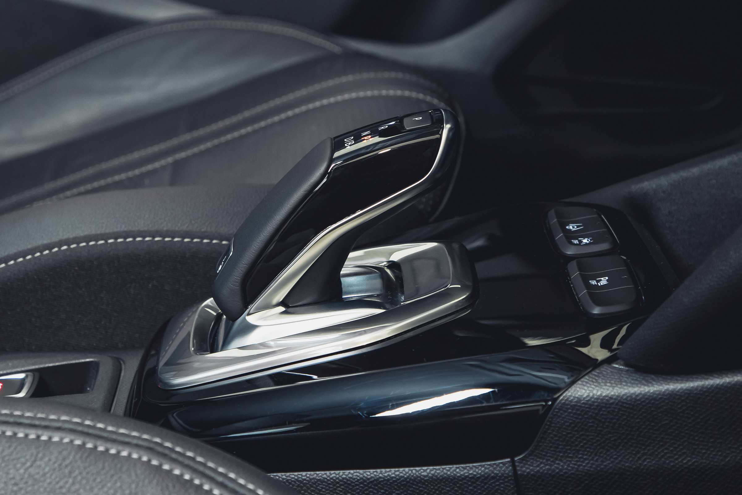 Vauxhall Corsa-e - centre console