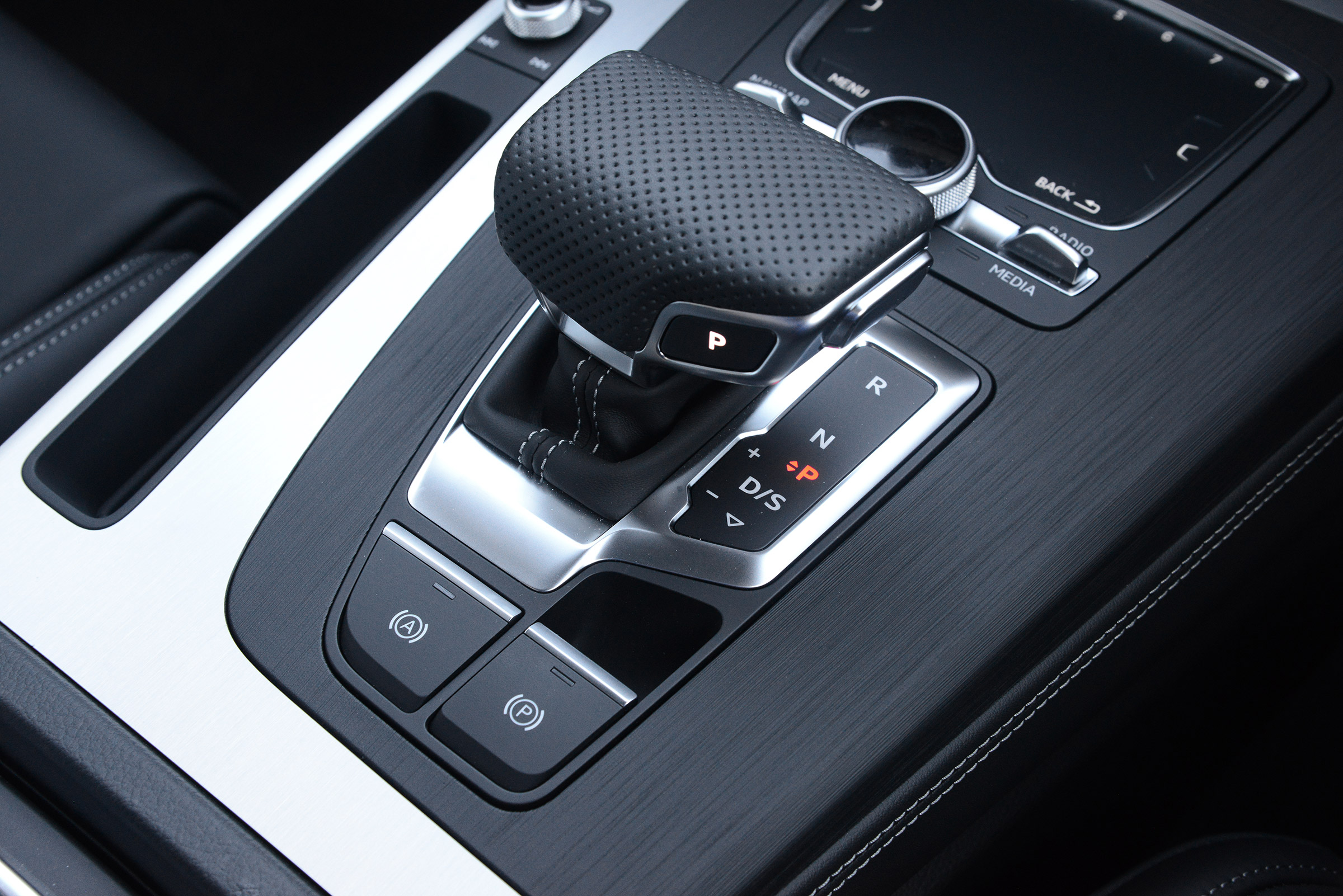 Audi Q5 TFSI e - transmission