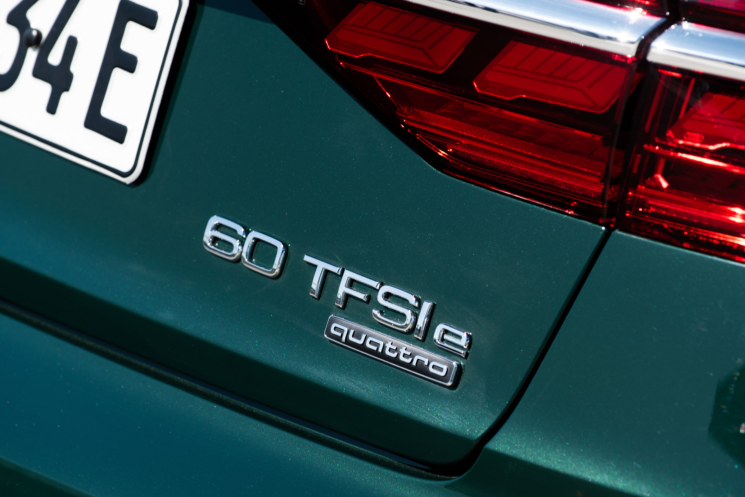 Audi A8 60 TFSI e - rear badge