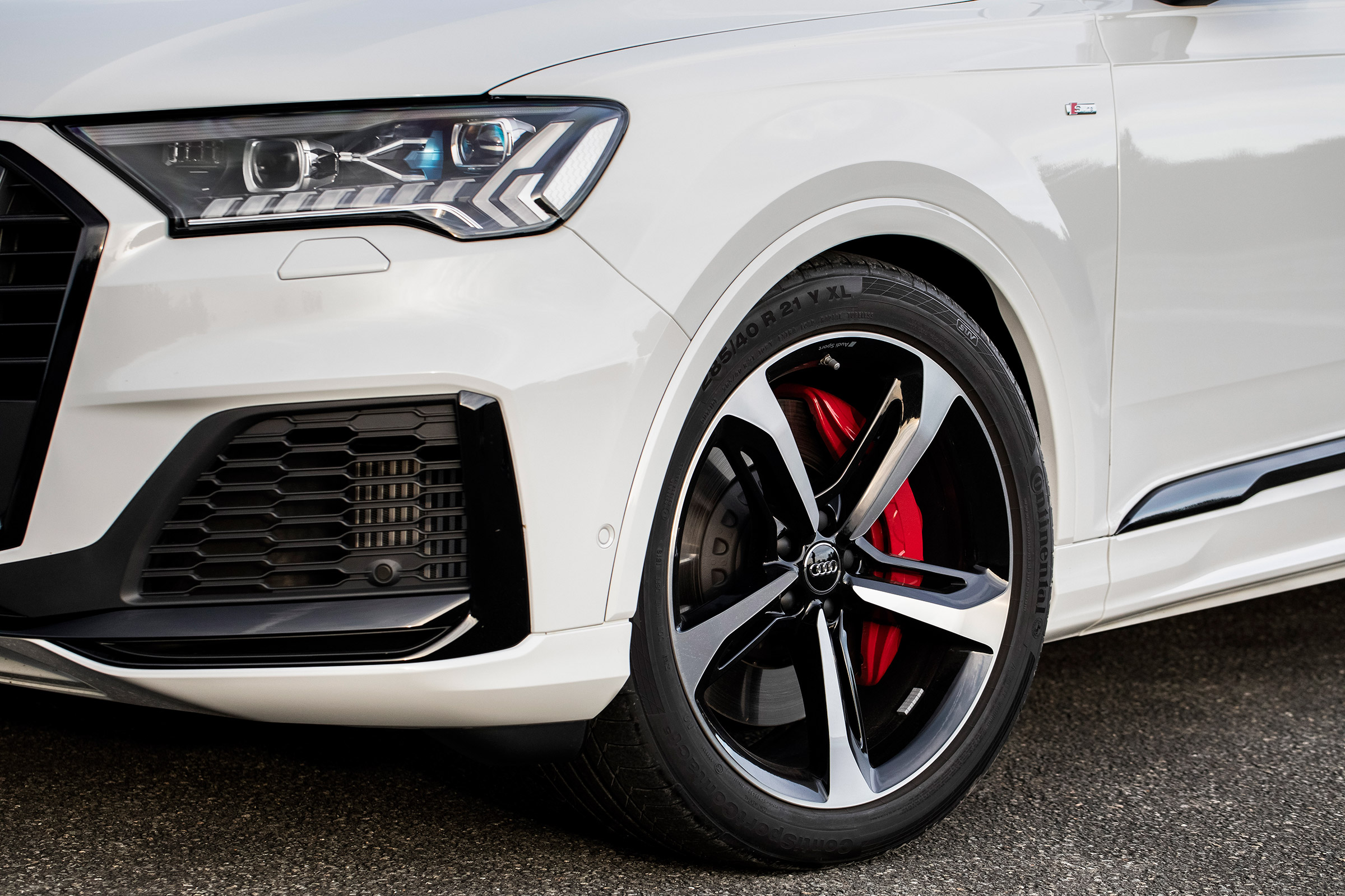 Audi Q7 60 TFSI e - wheel