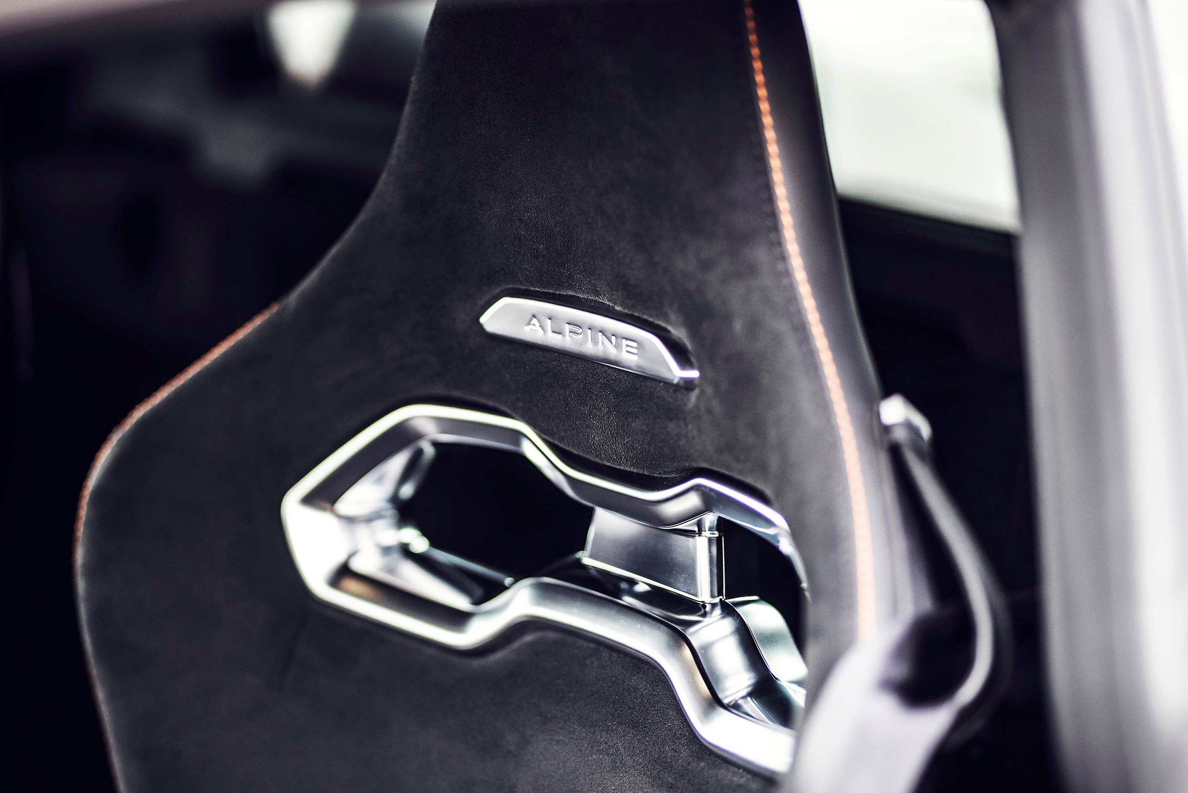 Alpine A110S - seat
