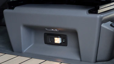 Volkswagen California T6.1 - light