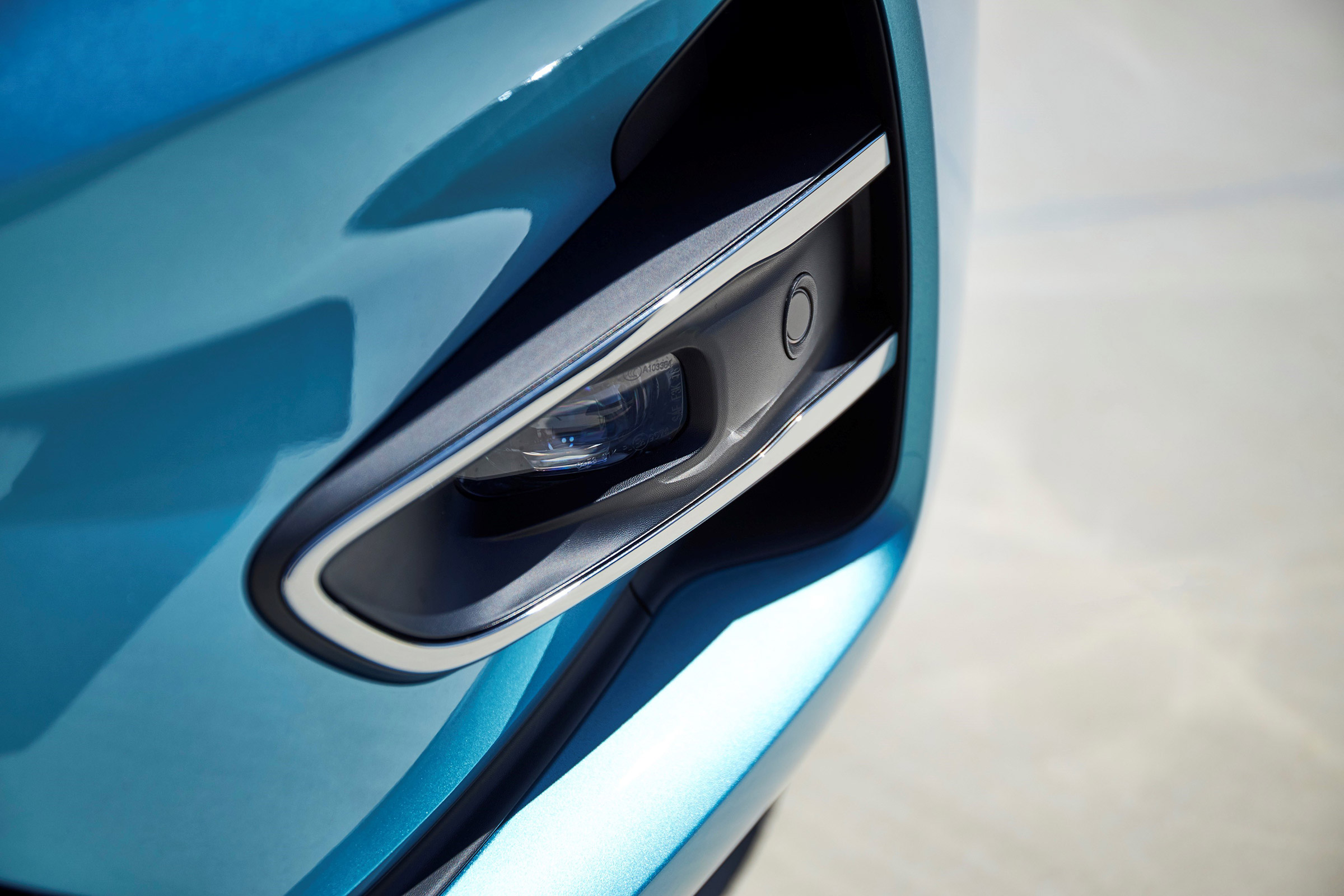 Renault ZOE - fog light