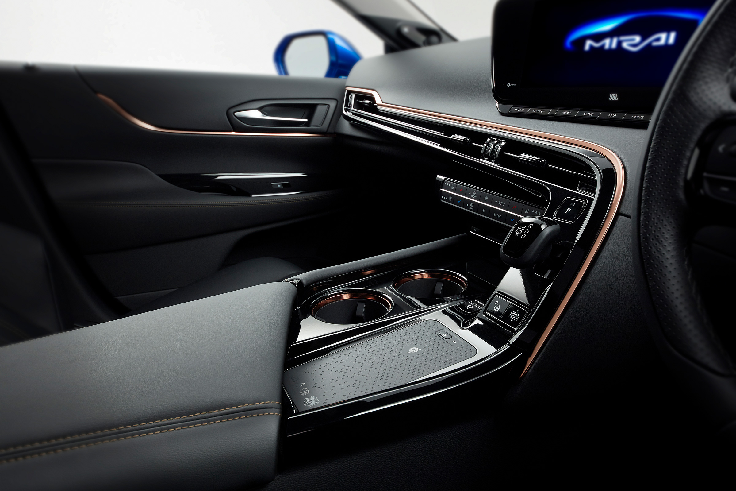 Toyota Mirai Concept - centre console
