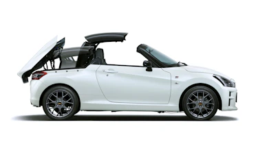 Daihatsu Copen GR Sport - side