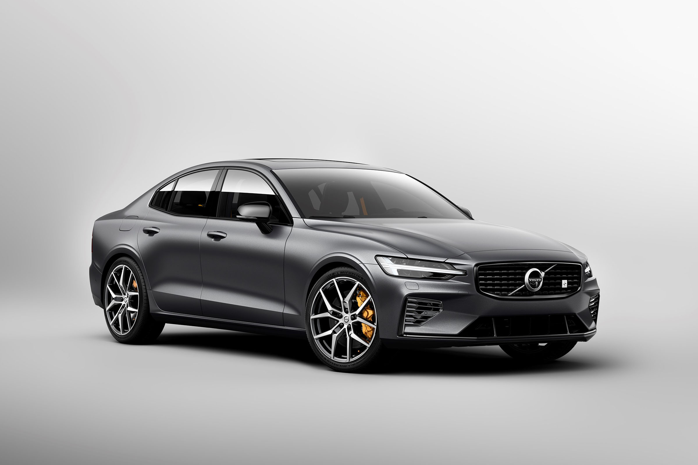 Volvo S60 Polestar Engineered - front studio