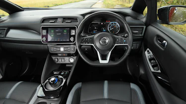 Nissan Leaf - dash