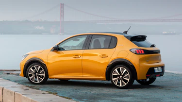 Peugeot 208 - rear static