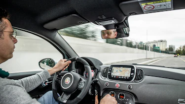 Abarth 695 70th Anniversario - Hugo driving
