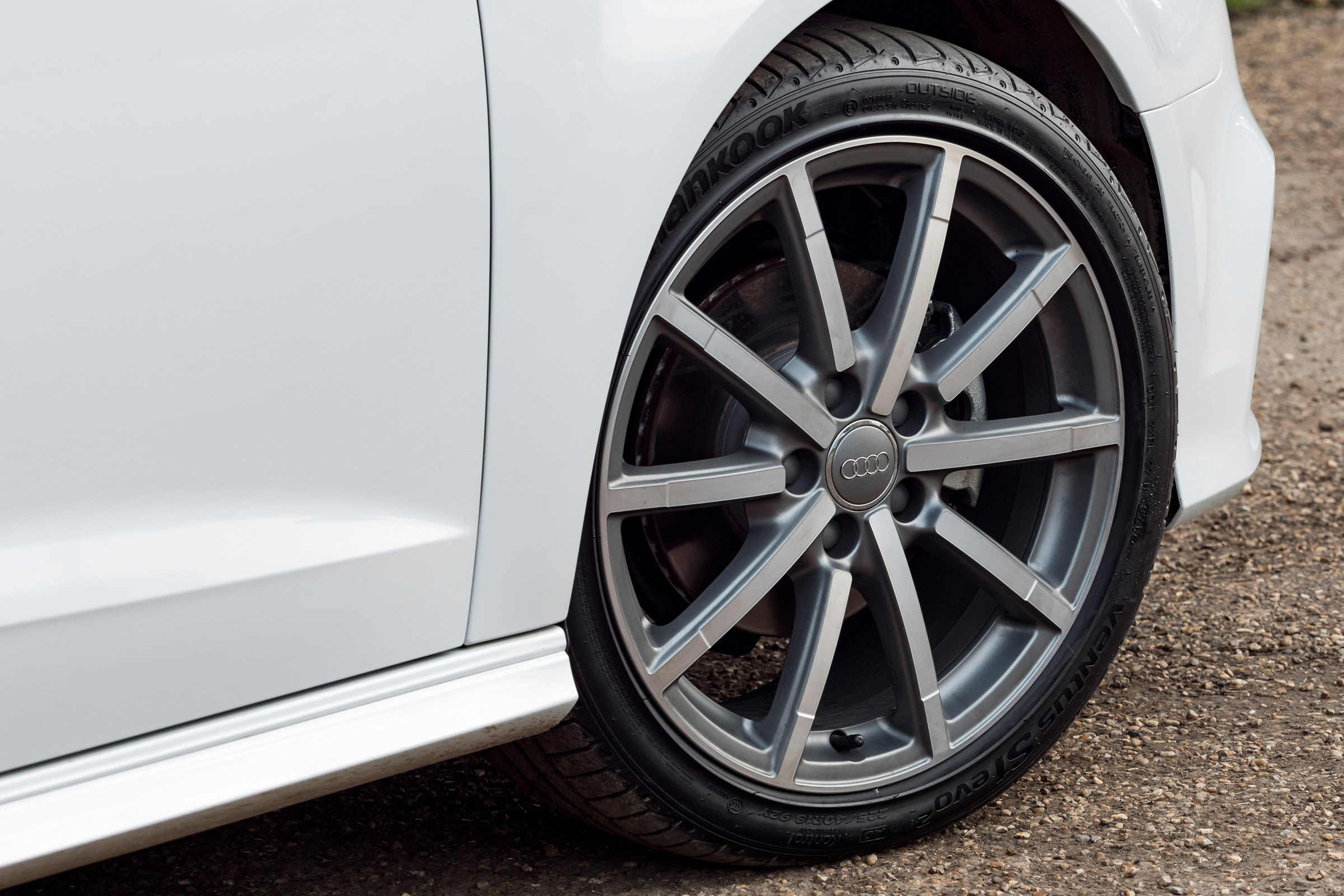 Audi A3 front wheel