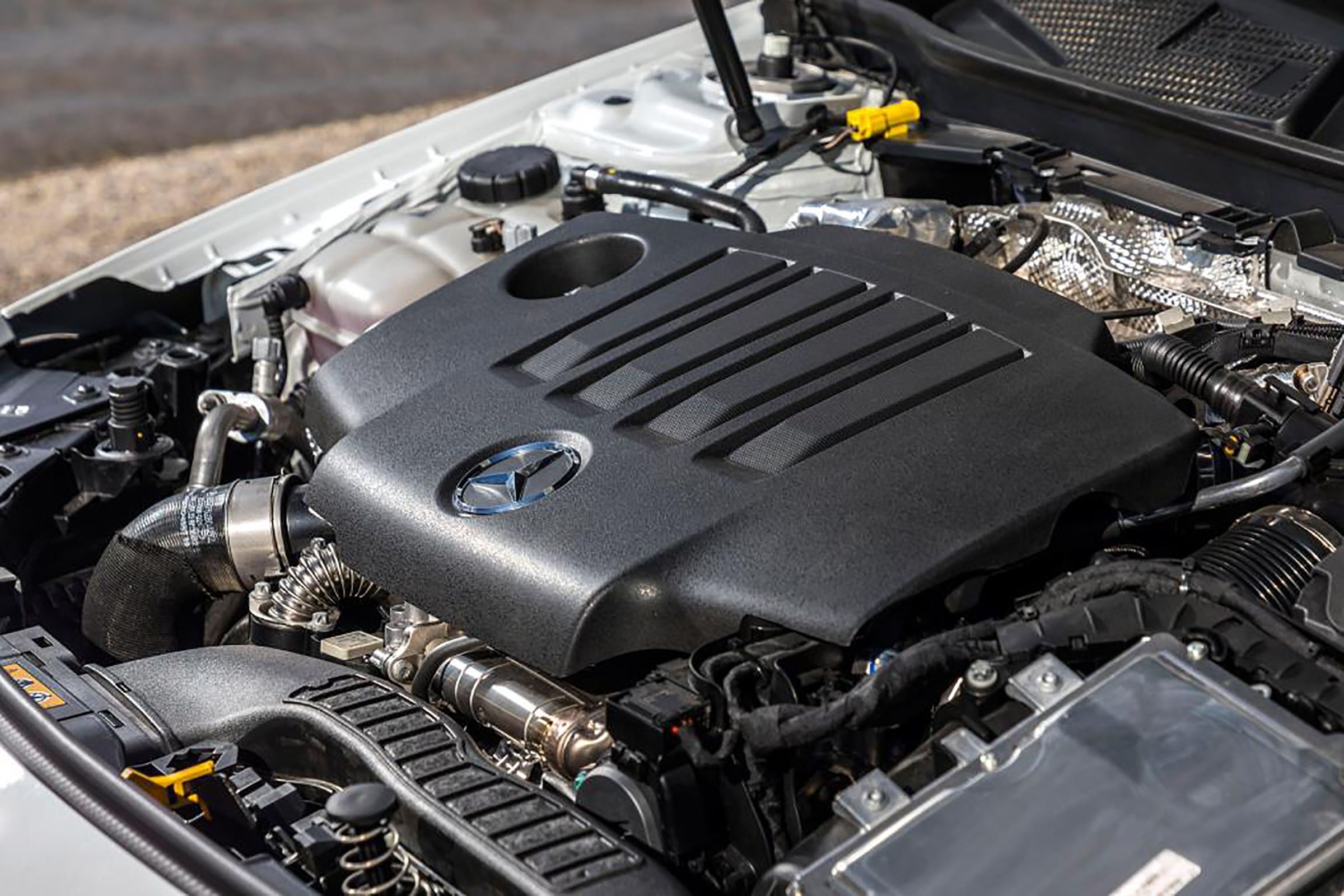 Mercedes CLA - engine