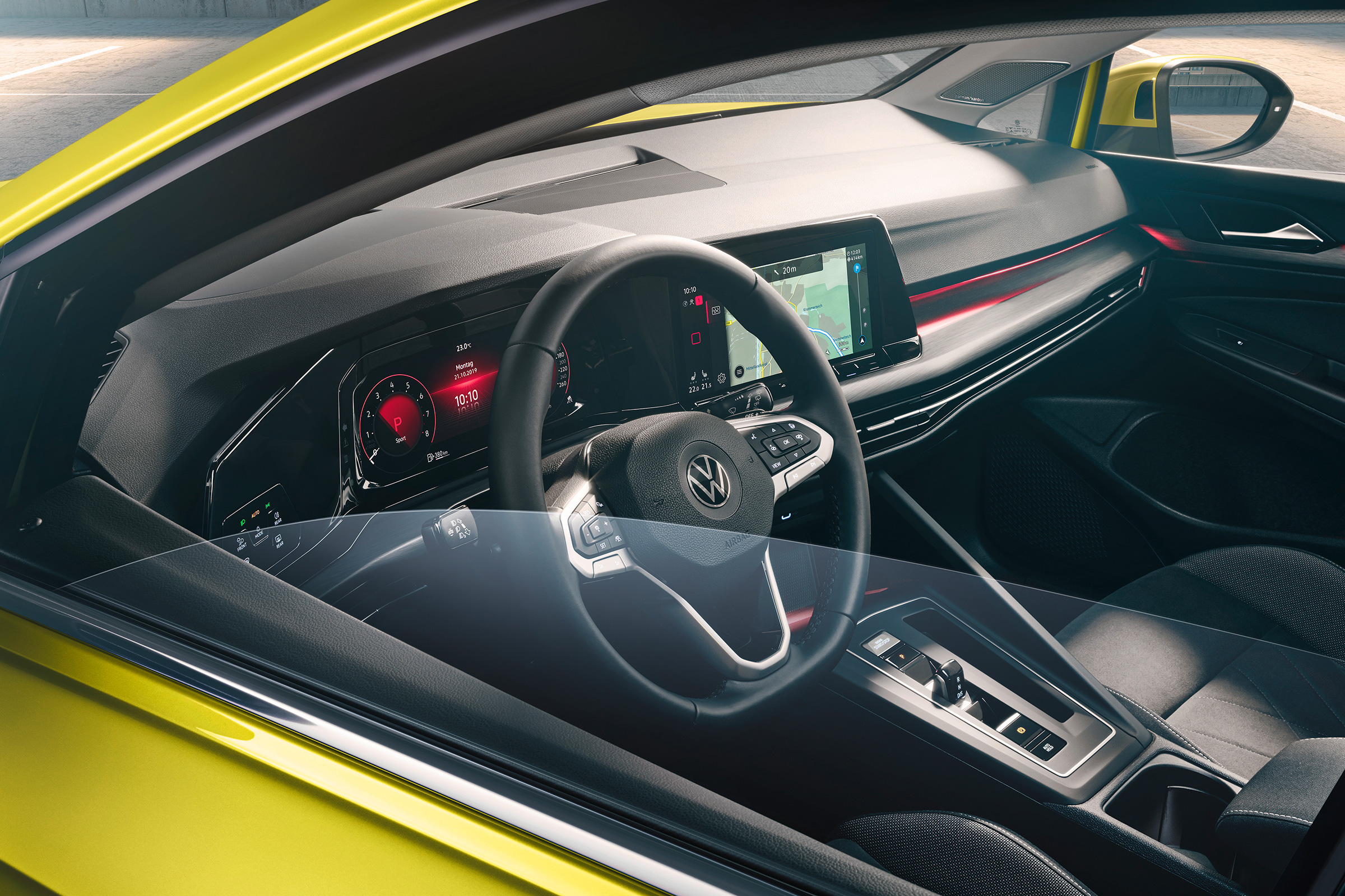 Volkswagen Golf - interior