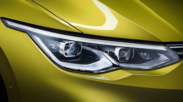 Volkswagen Golf - headlight