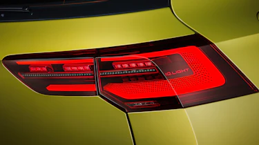 Volkswagen Golf - rearlight