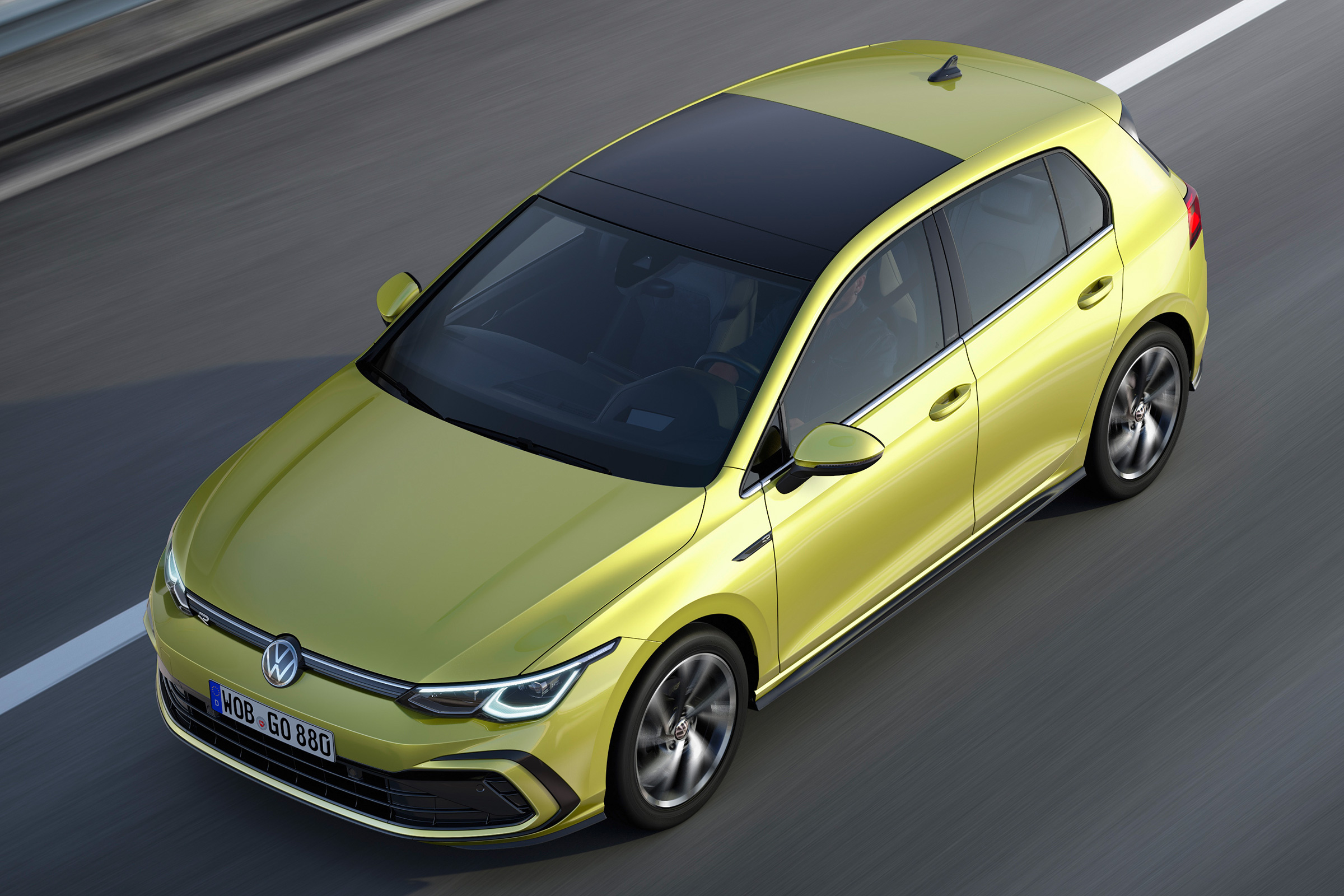 Volkswagen Golf R-line - aerial front