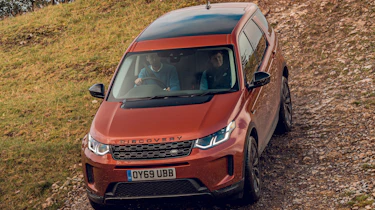 Land Rover Discovery Sport - front