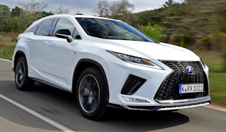 Lexus 450h F Sport - front tracking