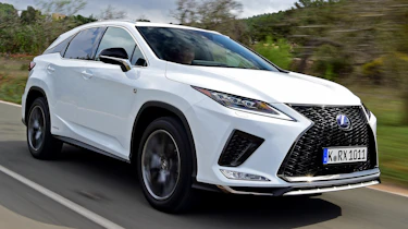 Lexus 450h F Sport - front tracking