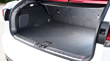 Lexus 450h F Sport - boot