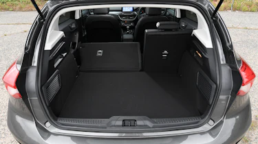 Ford Focus - boot
