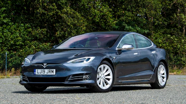 Tesla Model S - front static
