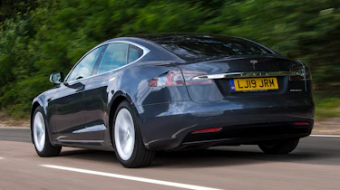 Tesla Model S - rear tracking