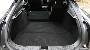 Tesla Model S - boot