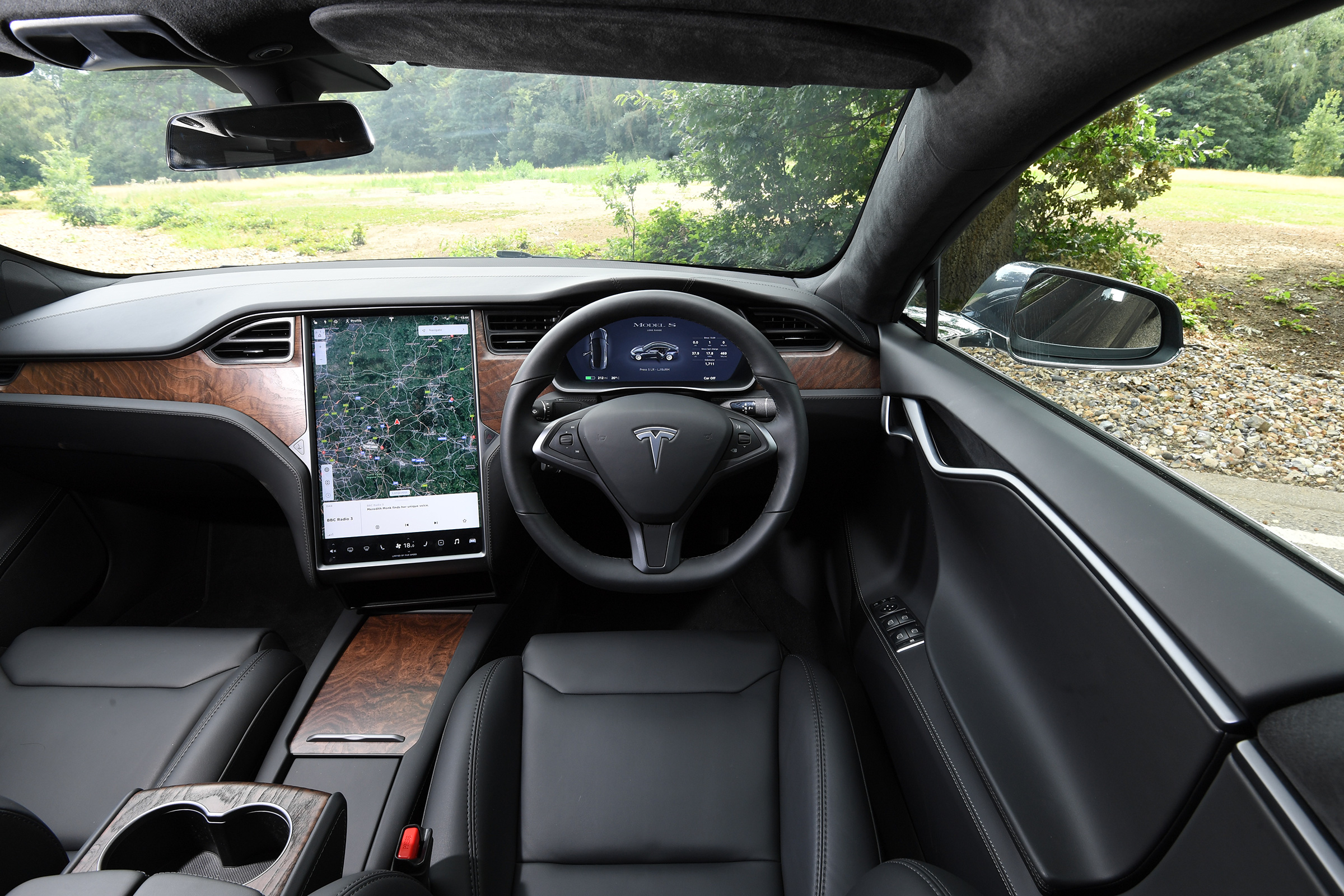 Tesla Model S - interior