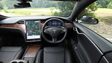 Tesla Model S - interior