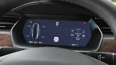 Tesla Model S - dash