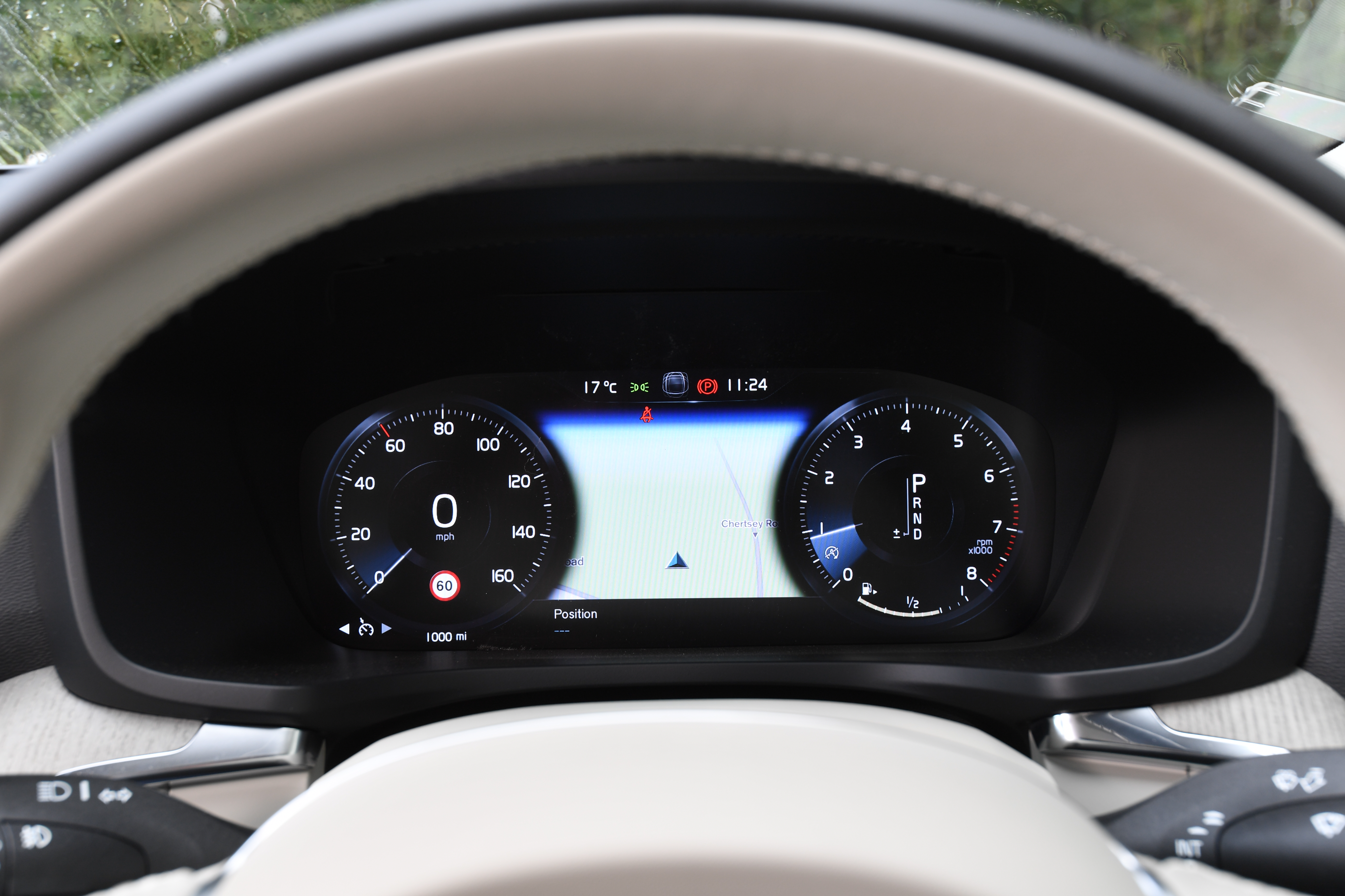 Volvo S60 saloon - dials