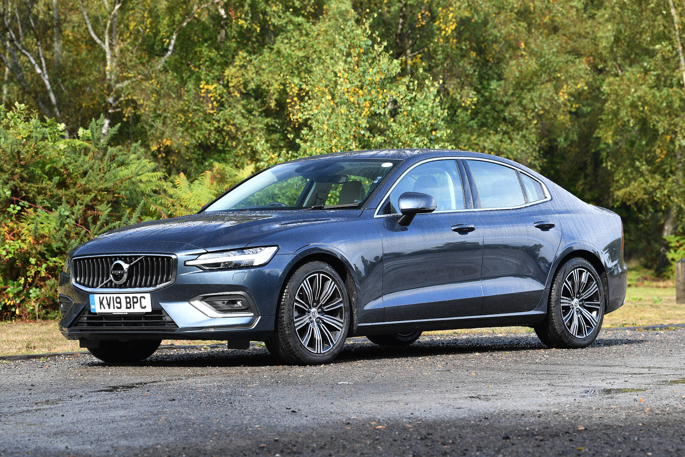 Volvo S60 saloon - side